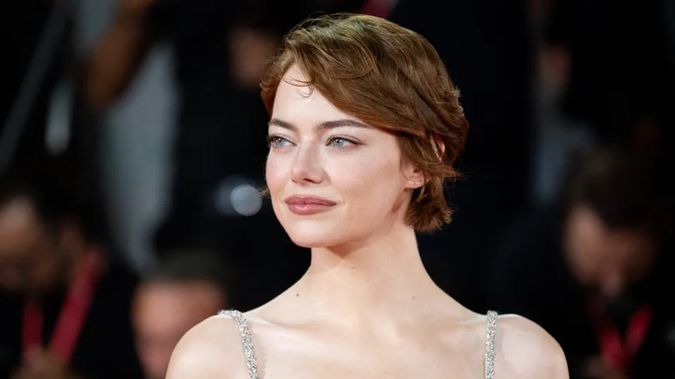Emma Stone revela que acredita em extraterrestres e explica porquê