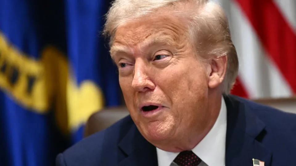 "Onde está Trump?" Presidente 'desaparece' e deixa internet em alvoroço
