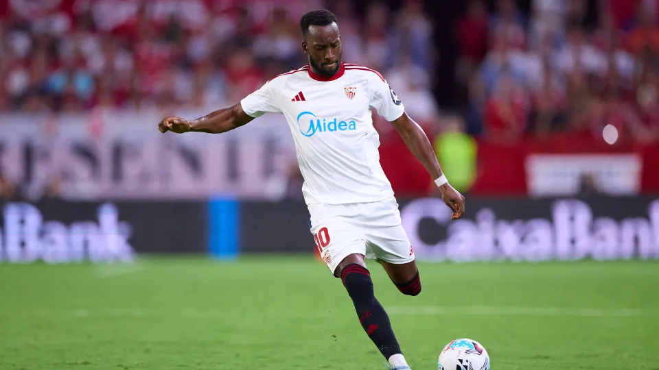 Benfica 'fica' em Espanha e olha para Dodi Lukebakio como alvo no ataque
