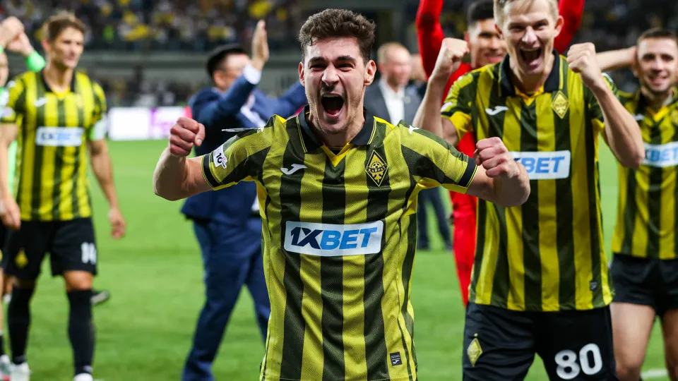 Atenção, Sporting: Kairat Almaty vence com golo português