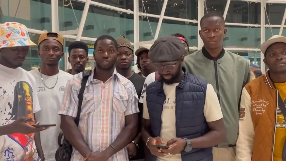 Alunos de Bissau retidos no aeroporto de Lisboa por falta de documentos