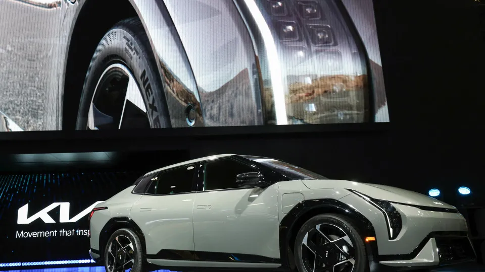 Kia defende metas da UE. Tem "uma avalanche de carros elétricos a chegar"