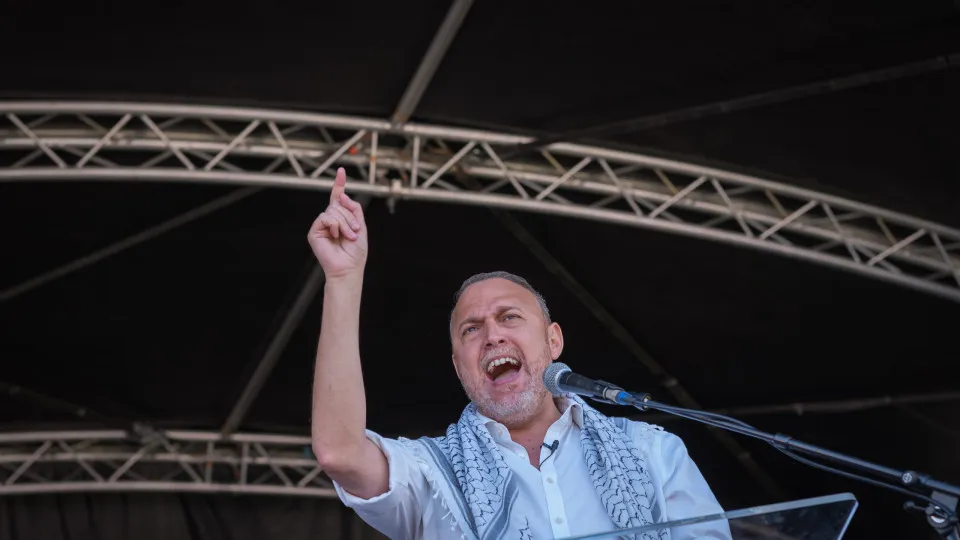 Representante palestiniano vê reconhecimento de Estado como "1.º passo"