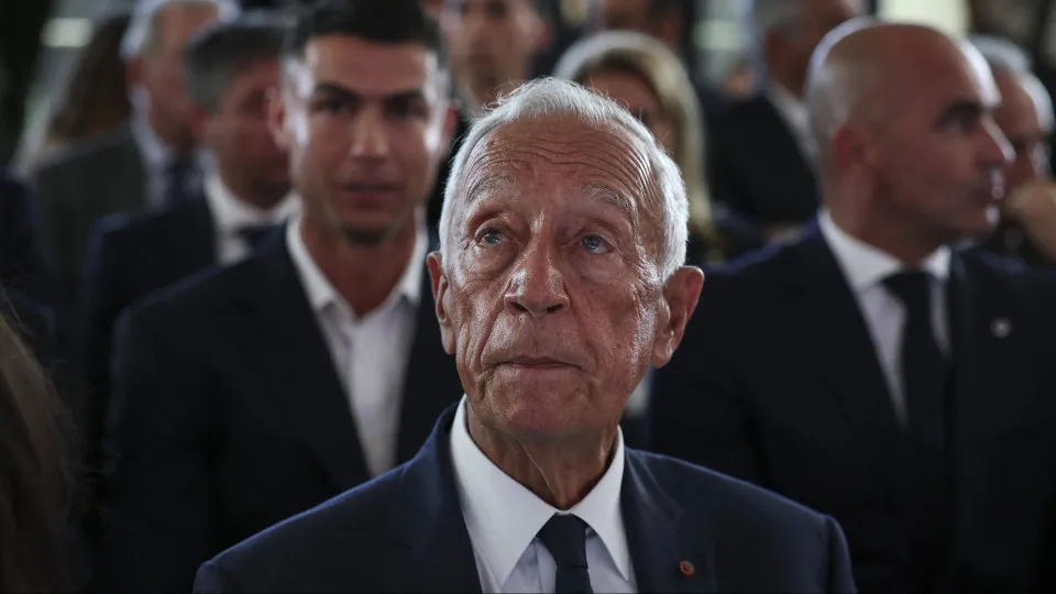 Marcelo vai a Angola em novembro para os 50 anos da independência