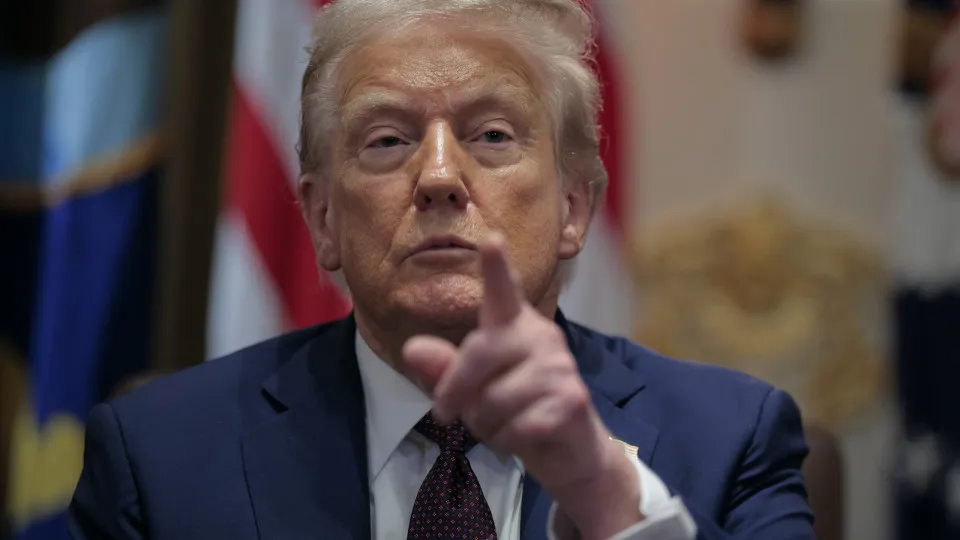 Juiz impede fim das proteções legais a imigrantes pelo governo Trump