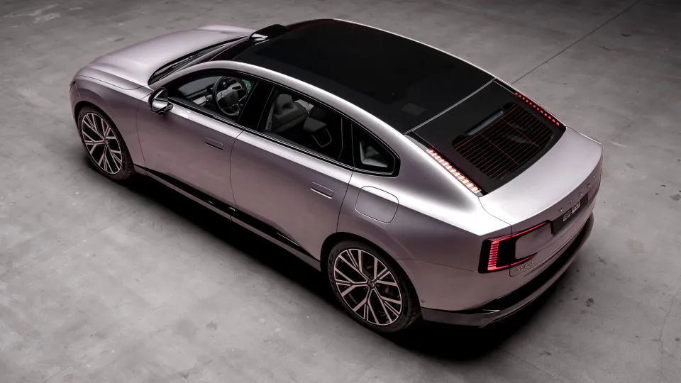 Produção do novo Volvo ES90 para a Europa já começou