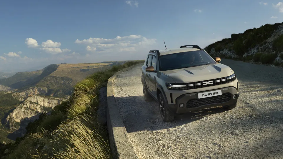 Dacia anuncia novas motorizações para dois modelos bem conhecidos