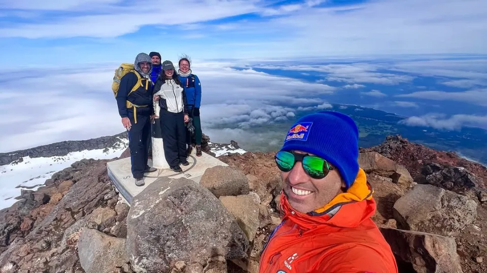 Subiu 3.000 vezes montanha do Pico e deixou mensagem contra o cancro