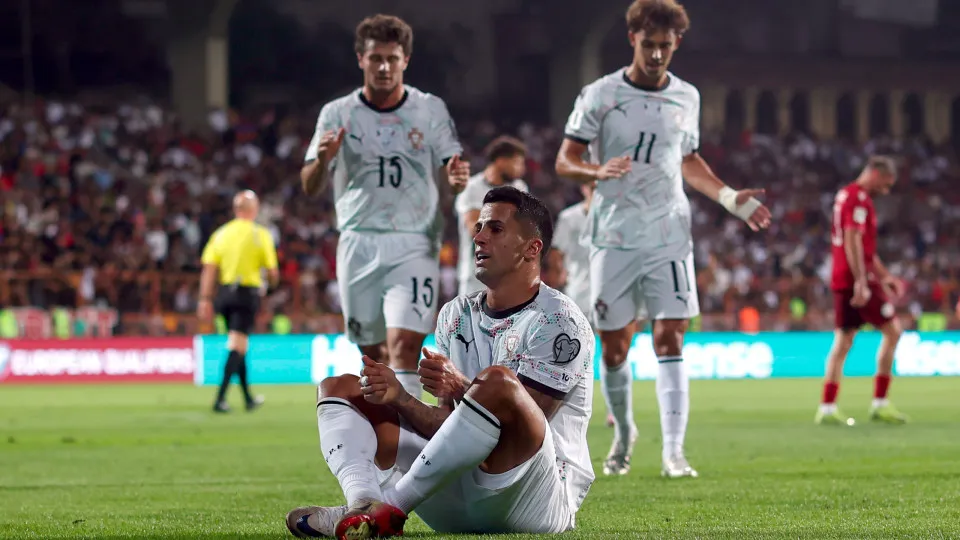João Cancelo sobre cinco golos de Portugal com selo saudita: "Contente"