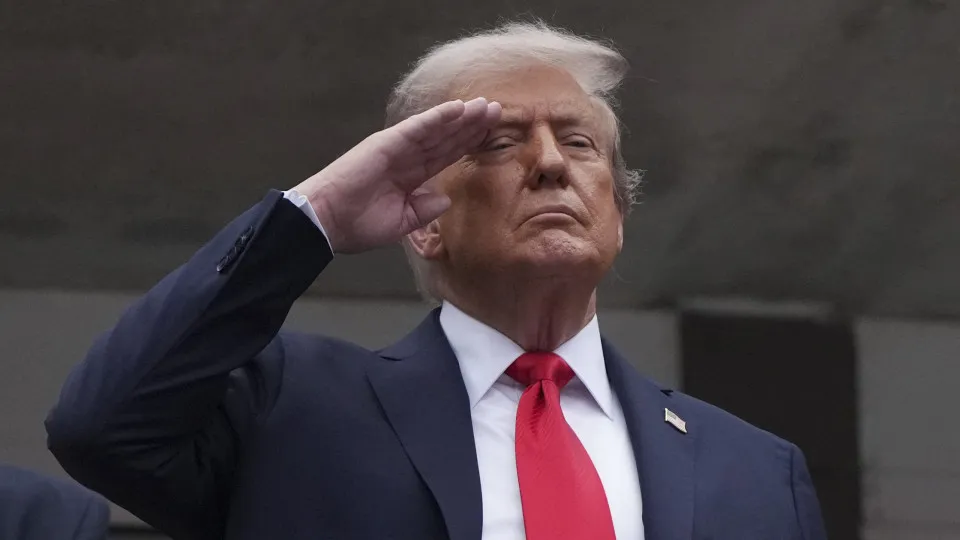 Trump "só atraiu pessoas interessadas em mudar radicalmente o sistema"