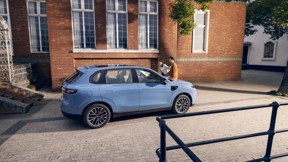 Leapmotor B10 começa a chegar à Europa. É "um SUV elétrico inteligente”