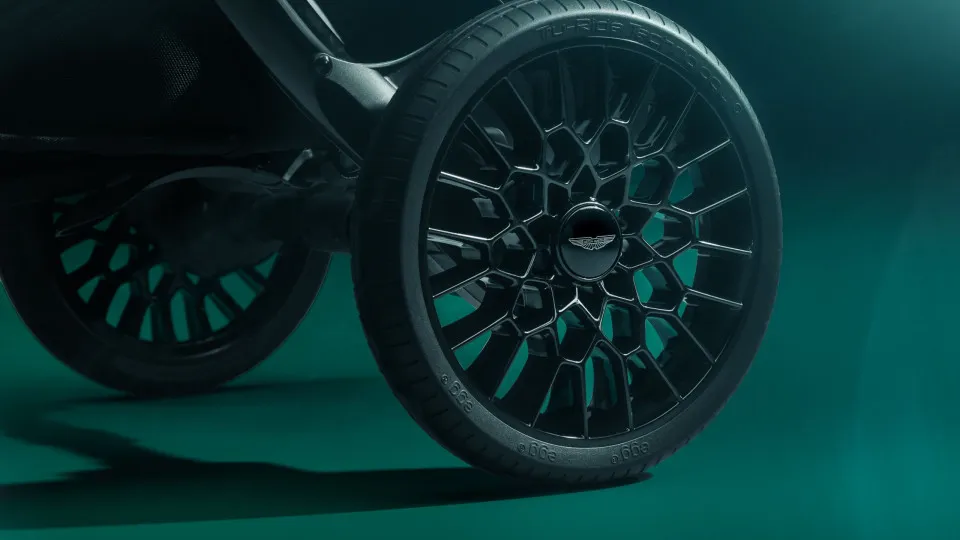 Os novos Aston Martin não são para condutores... são para bebés