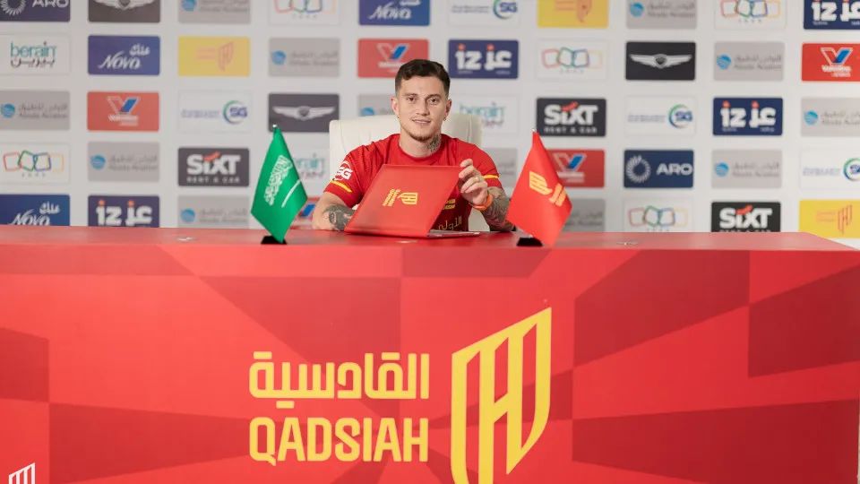 Oficial: Otávio 'deixa' Cristiano Ronaldo e continua na Arábia Saudita