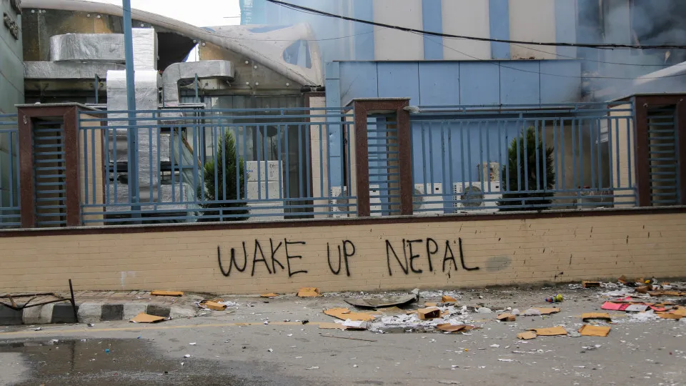 Antiga presidente do Supremo do Nepal vai chefiar governo provisório