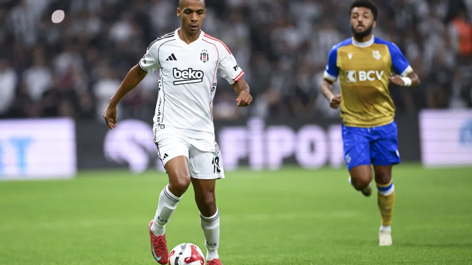 Ex-Benfica está de saída do Besiktas para rumar à Grécia