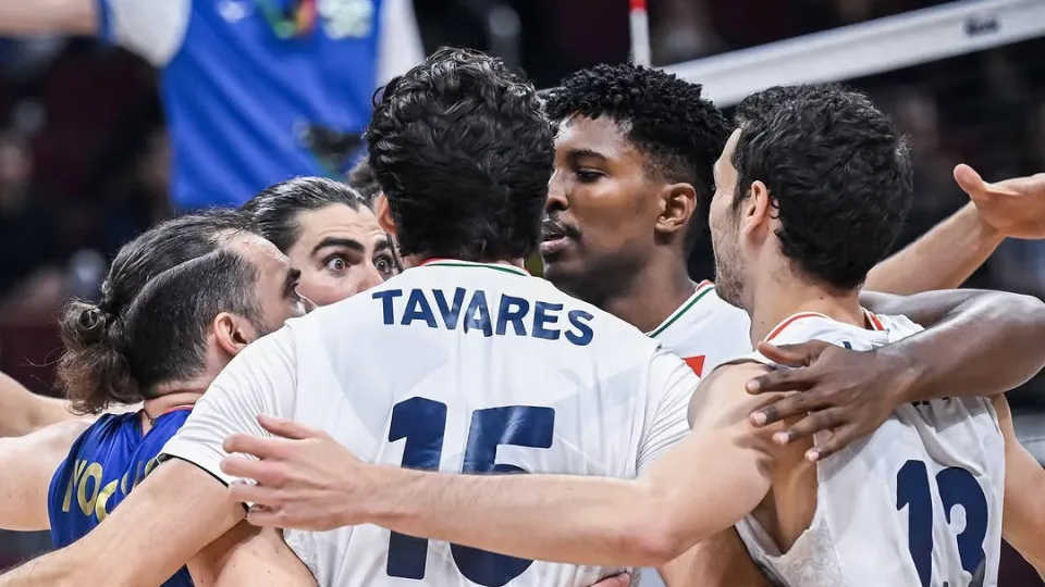 Portugal regressa ao Mundial após 23 anos e 'abate' Cuba na estreia