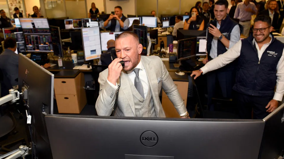 Conor McGregor retira a candidatura à presidência da Irlanda