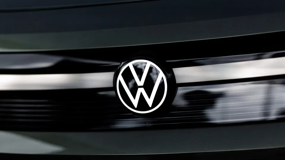 Volkswagen Golf elétrico deve ser adiado. Conheça os motivos