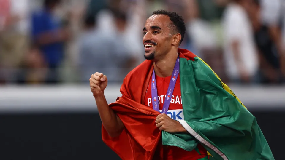 Isaac Nader conquista ouro nos 1.500 metros dos Mundiais de Atletismo