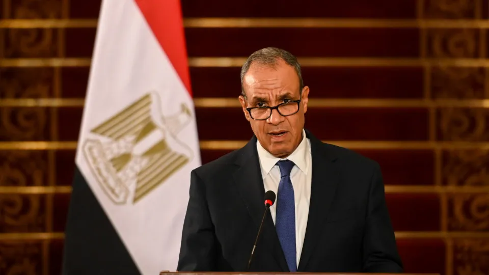 Egito afirma que não vai tolerar saída forçada da população de Gaza