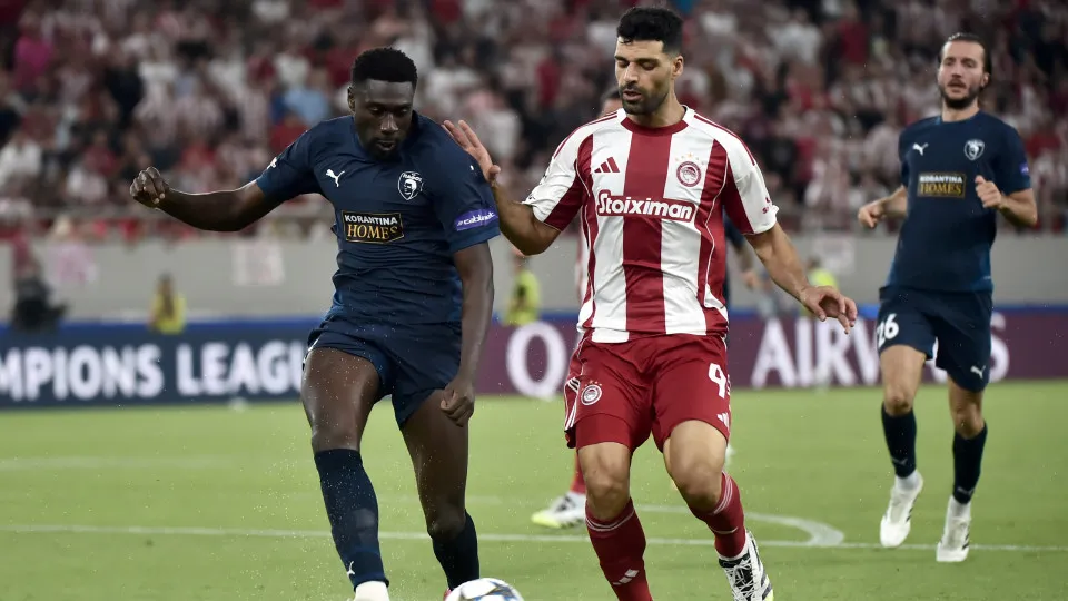 Taremi 'assusta' no regresso à Champions... e nenhum português sorri
