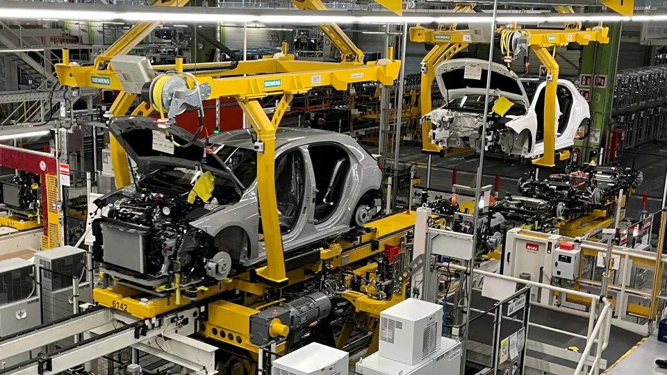 CEO da Valeo avisa setor automóvel: "Quando uma indústria acabou..."