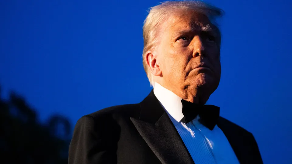 EUA à beira da paralisia orçamental com desacordo entre Trump e democratas