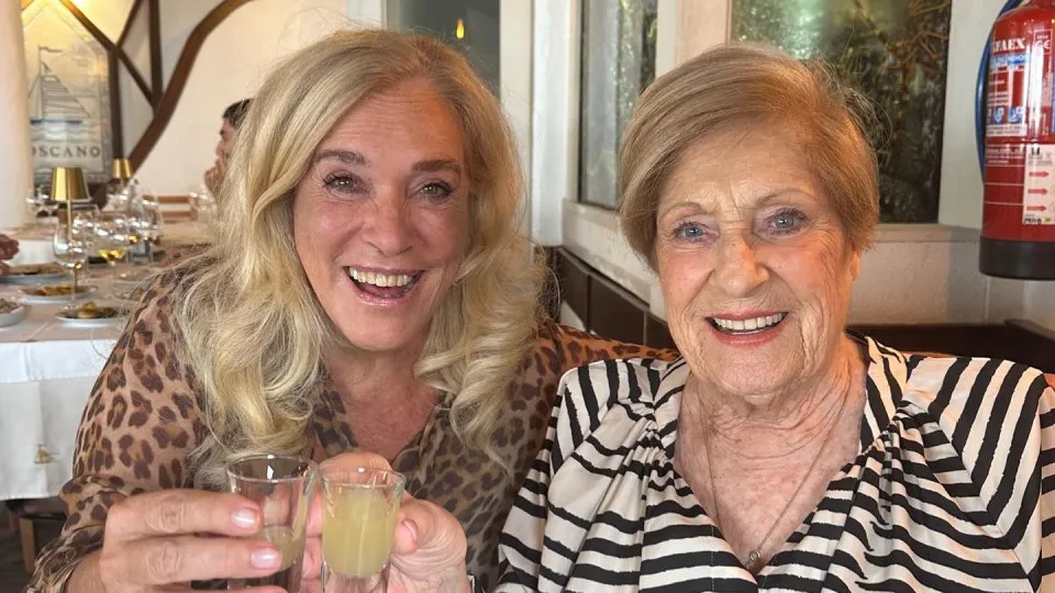 A festa dos 91 anos da mãe de Teresa Guilherme (com famosos)