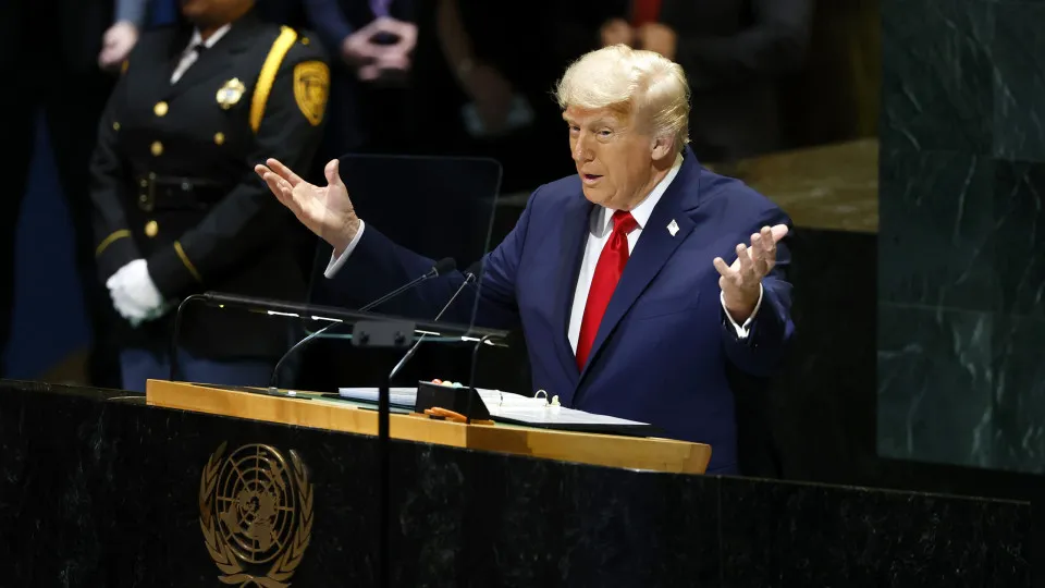 Trump fala em guerra interna nos EUA e gaba-se de arsenal nuclear