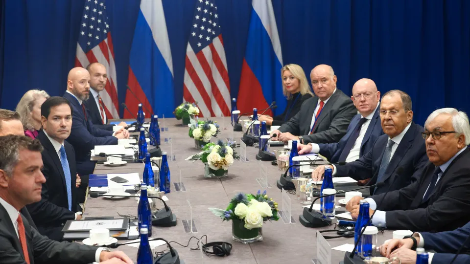 Rubio encontra-se com Lavrov em Nova Iorque e pede fim da "matança"