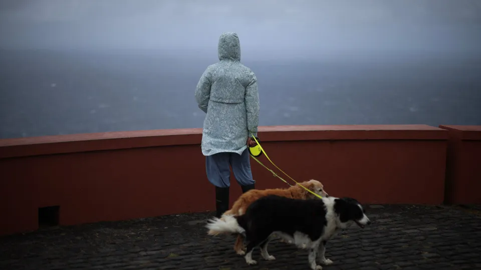 Chuva 'alarga' aviso amarelo às ilhas do grupo Oriental dos Açores