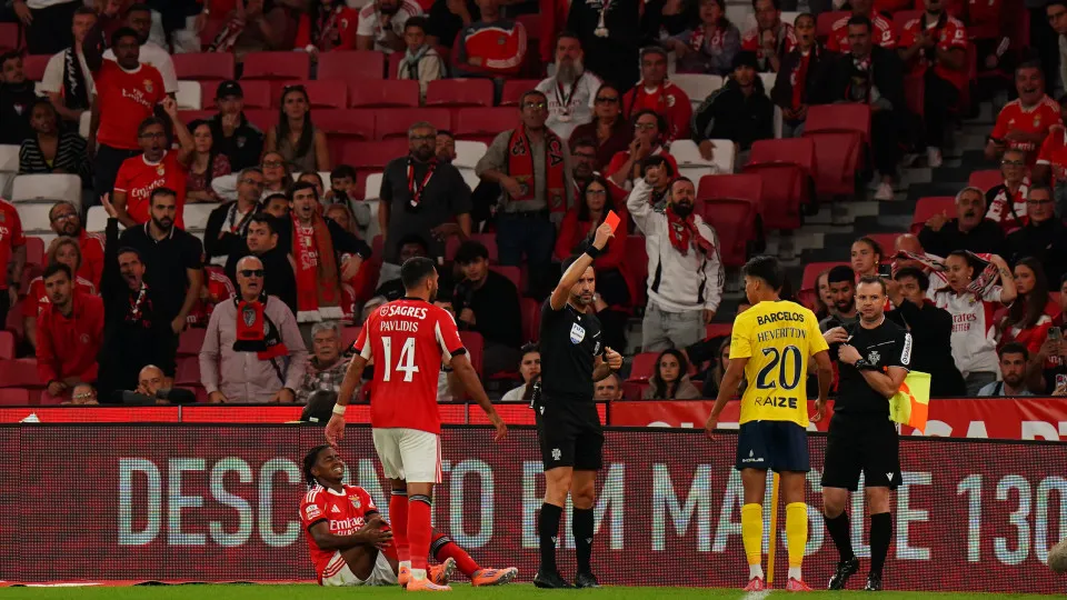 Benfica 'atira-se' ao Conselho de Arbitragem: "Sistemático prejuízo"
