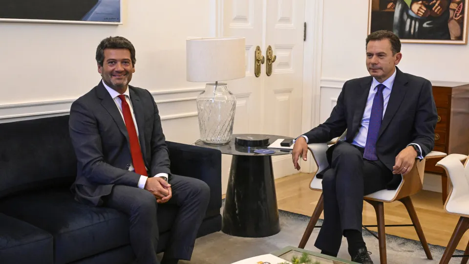 Lei dos estrangeiros. Grupo PSD e Chega é "conluio" ou o "mais natural"?