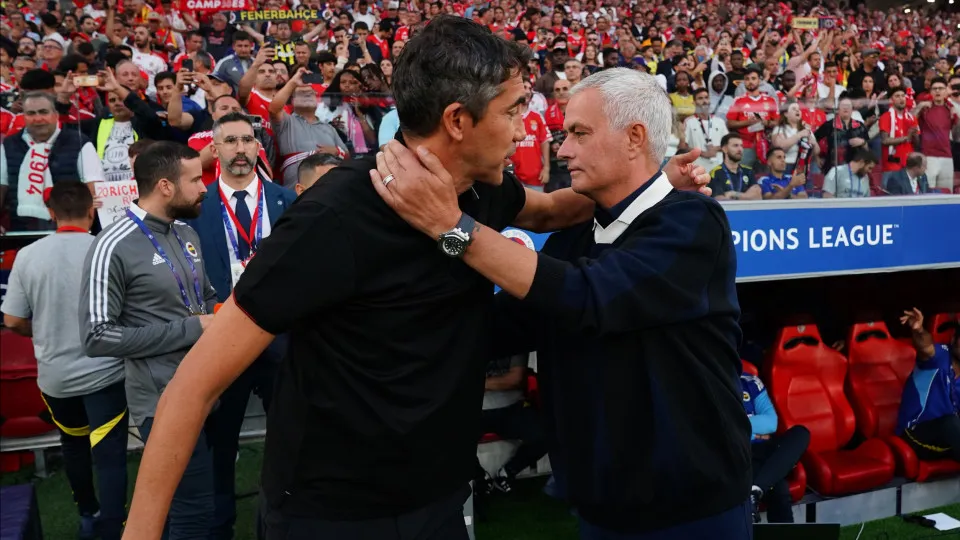 Do céu ao inferno. Mourinho reduz chama goleadora de Lage no Benfica