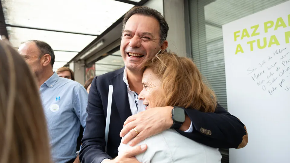 Spinumviva entra na pré-campanha... outra vez. 'Timing' é inocente?