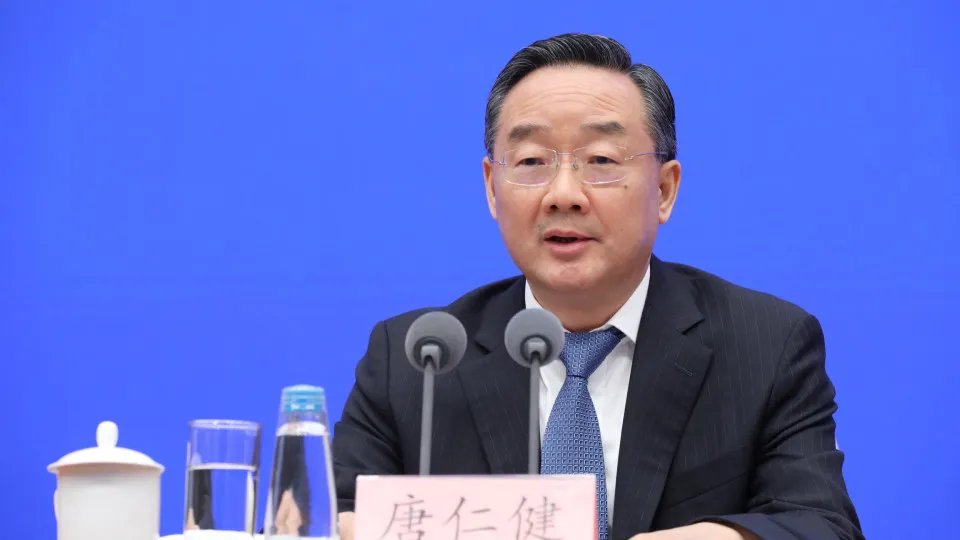 Ex-ministro da Agricultura chinês condenado a pena de morte suspensa