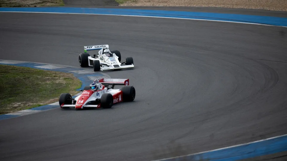 Estoril Classics traz 'lendas' a Portugal: "Podem tocar nos carros, ver…"