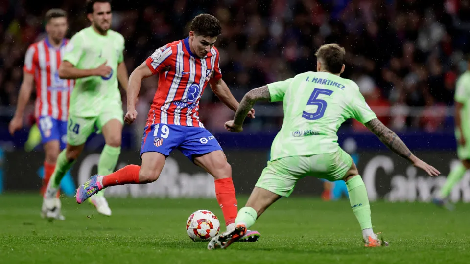 Barcelona abre 'casting' ao novo Lewandowski. Os dois craques em vista