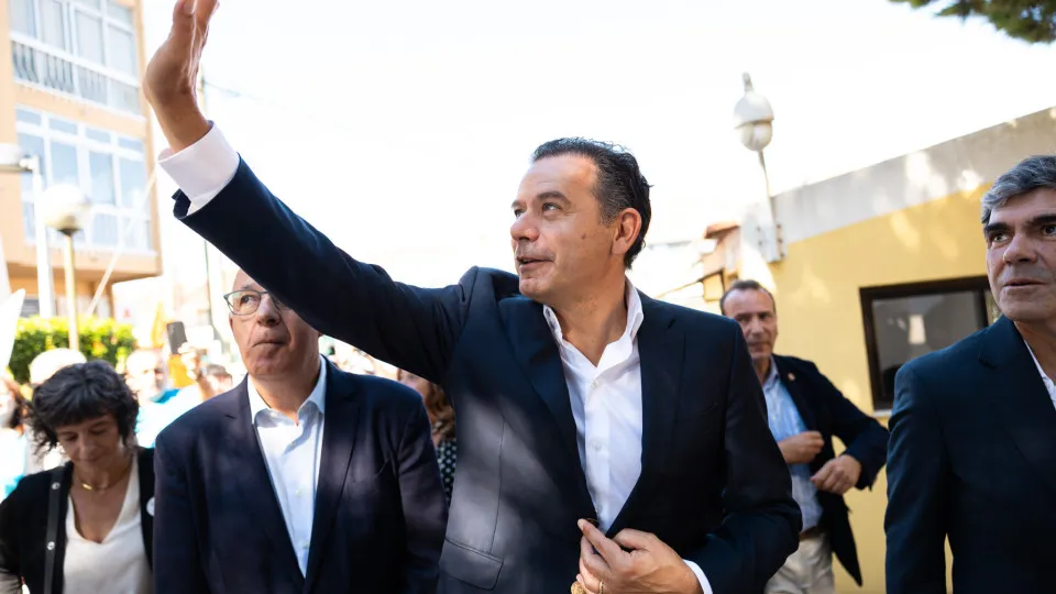Da "bolha" à "grande desumanidade". PS e PCP respondem a Montenegro