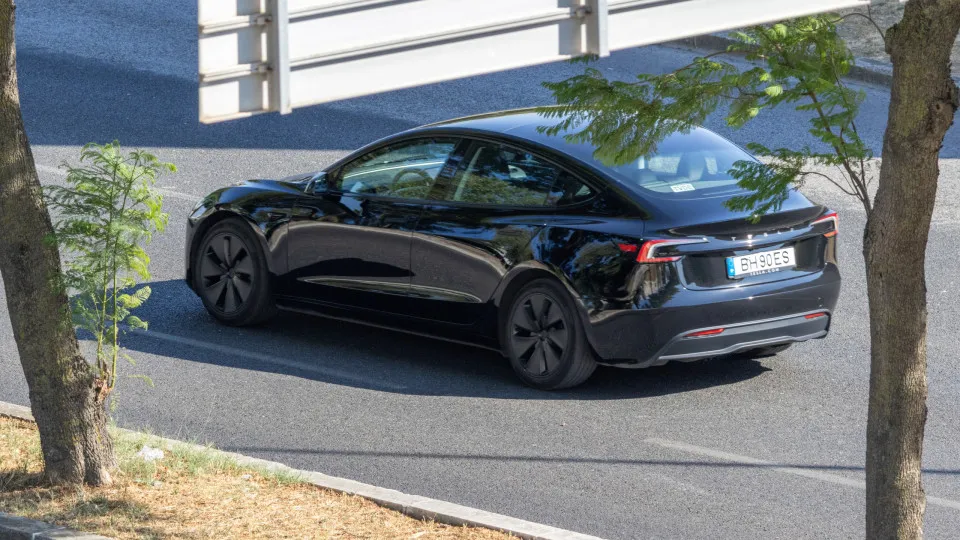 Tesla dominou venda de carros elétricos em Portugal em setembro