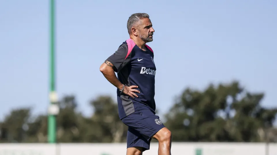 Ibrahima Ba e seis internacionais treinam com o Sporting para jogo contra Braga