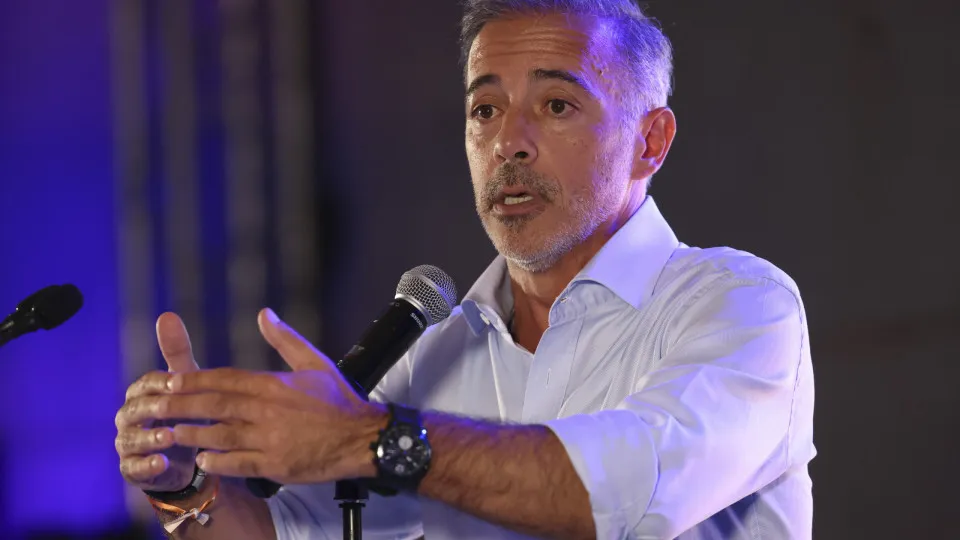 Pedro Duarte rejeita falar com Chega e não afasta "acordos pontuais" com PS