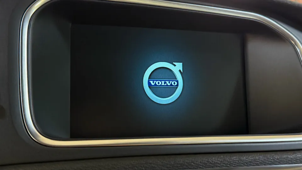 Volvo atinge um milhão de híbridos plug-in produzidos em 13 anos