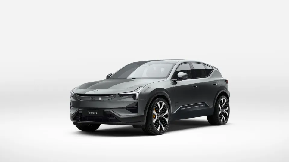 Polestar 3 atualizado para 2026 fica mais potente e carrega mais rápido