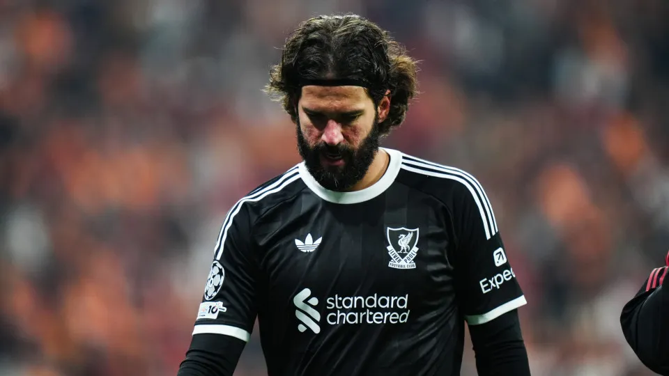 Baixa confirmada. Alisson desfalca Liverpool e seleção brasileira