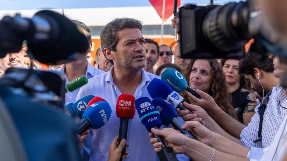 Ventura espera que PS e PSD fiquem com um "grande melão" no dia 12