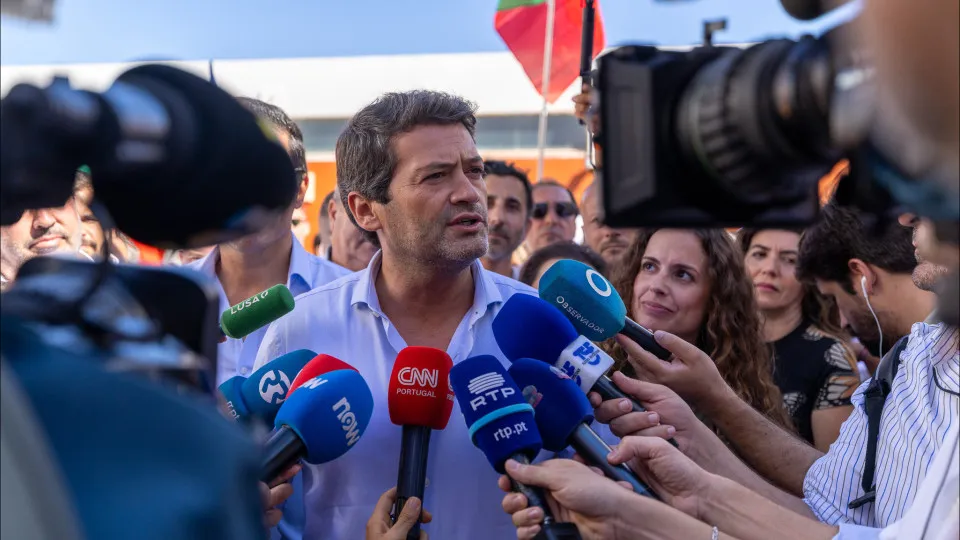 Ventura acusa Governo de mentir e de falhar aos polícias