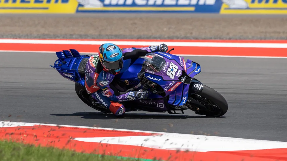 Miguel Oliveira garante 11.º lugar no GP da Indonésia