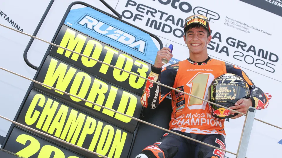 José António Rueda sagra-se campeão mundial de Moto3