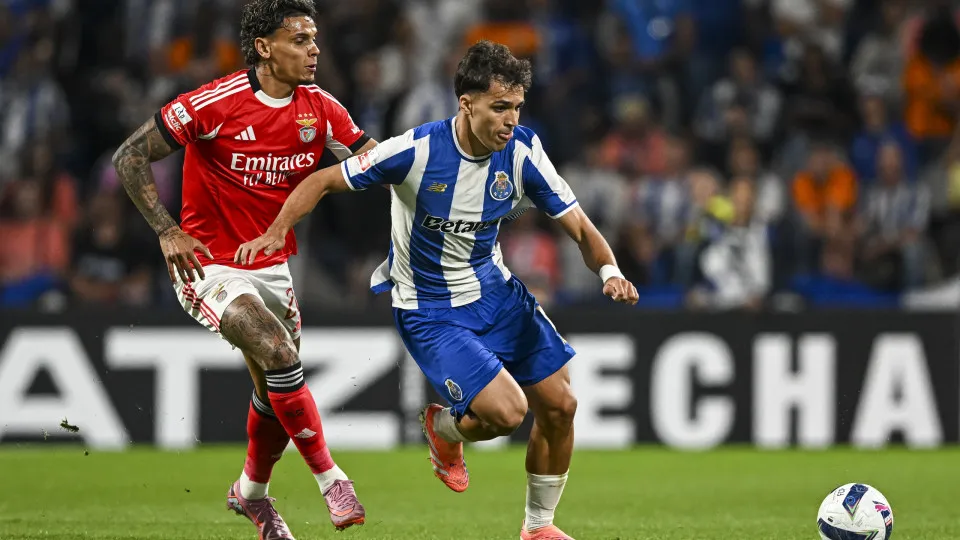 FC Porto e Benfica anulam-se no Clássico. Sporting empatou com polémica